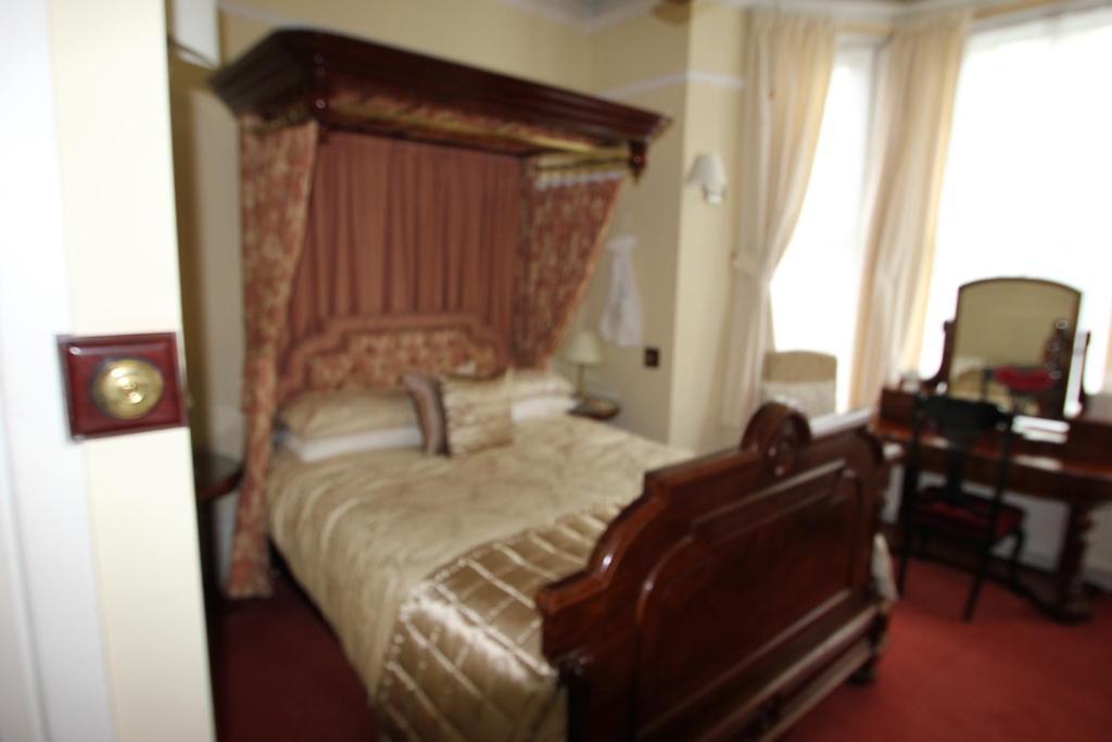 Longview Hotel Knutsford Δωμάτιο φωτογραφία