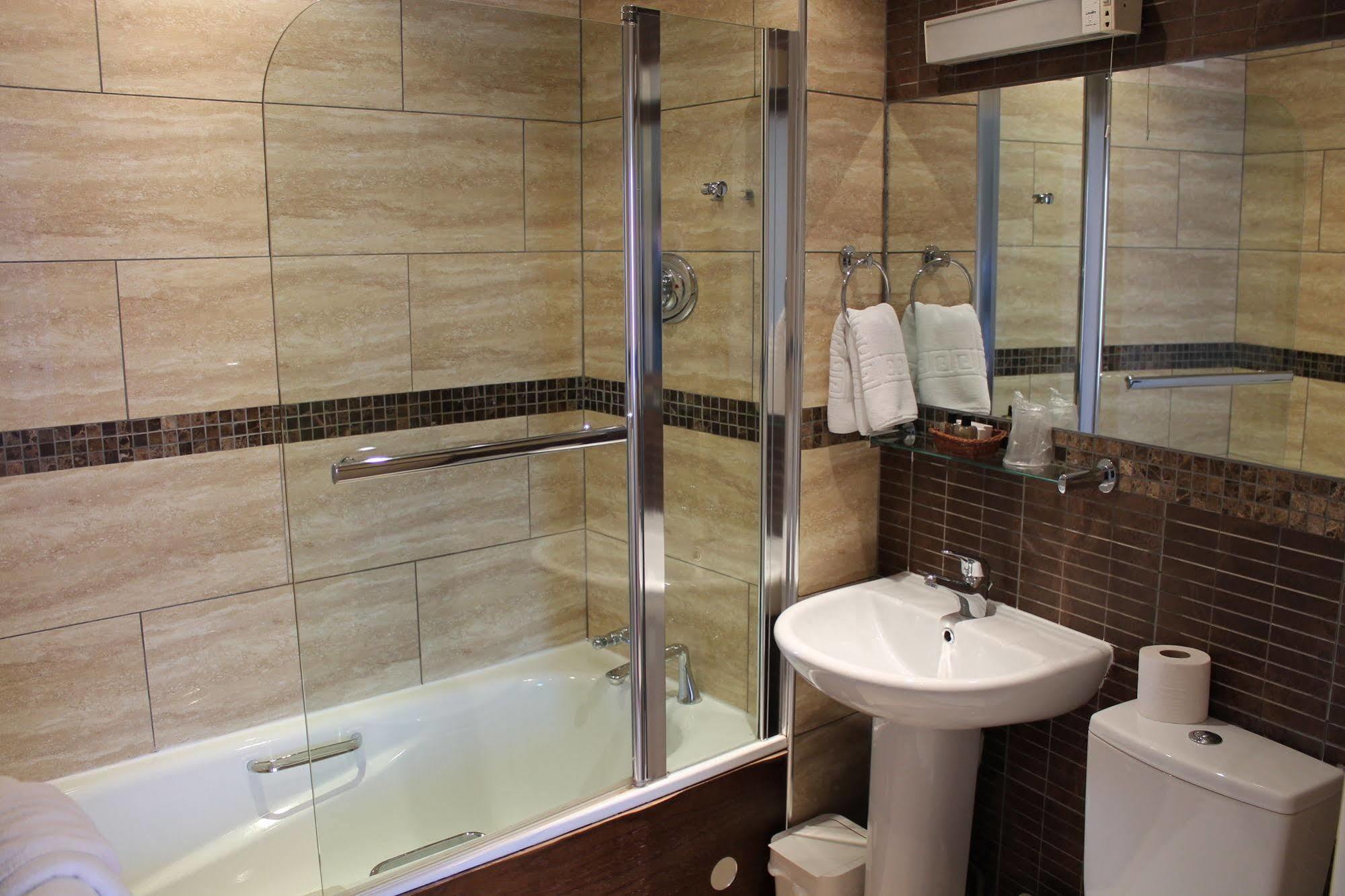 Longview Hotel Knutsford Εξωτερικό φωτογραφία